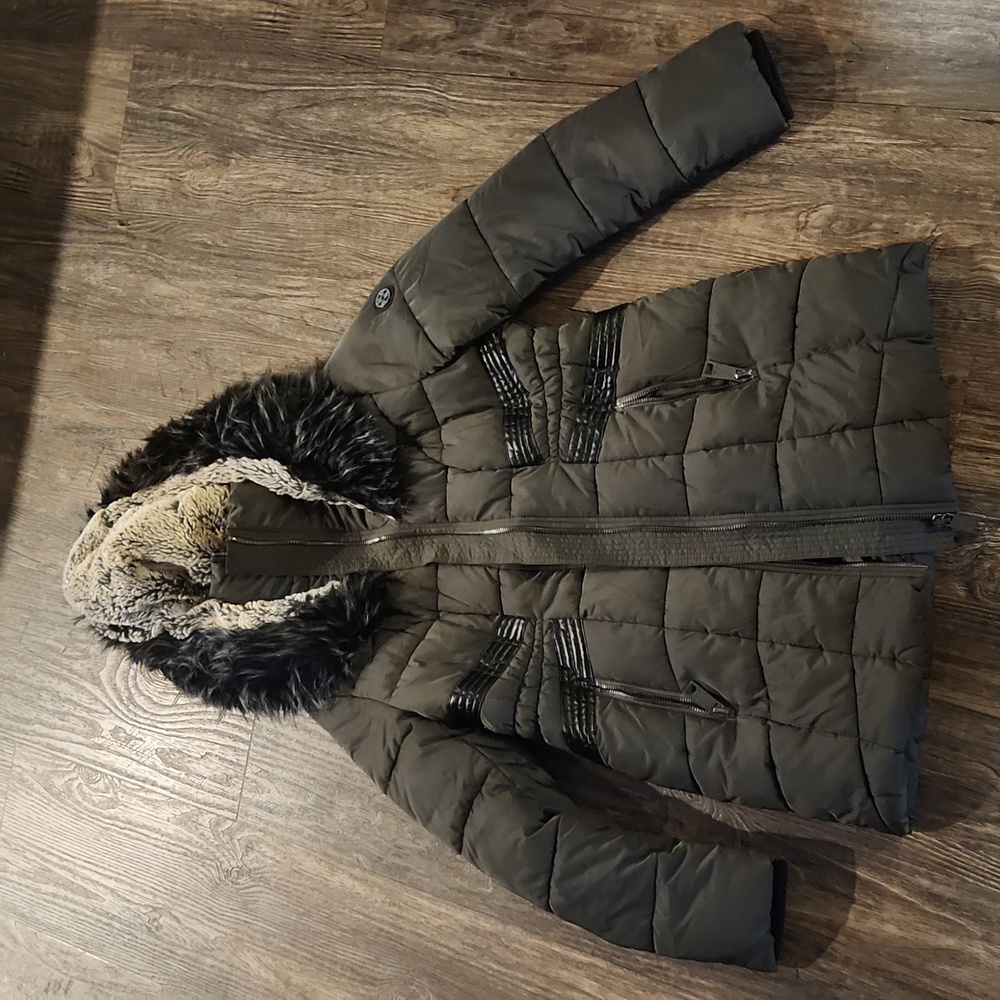 NWOT Nicole Miller puffer jacket